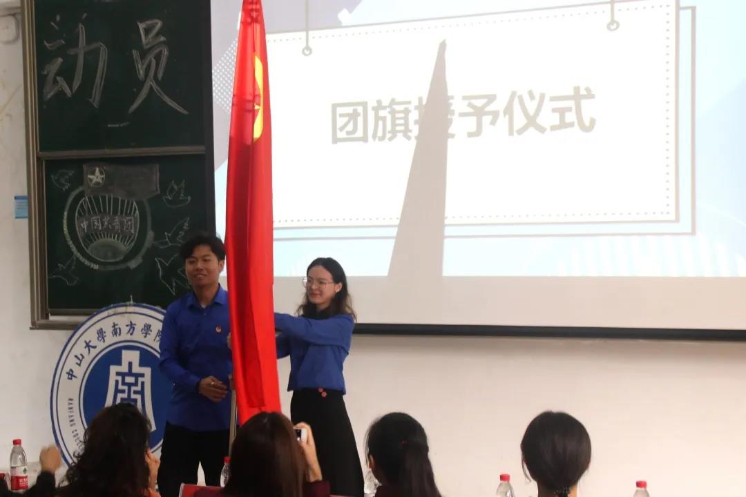 d39561e3b9cc4a36bb6924b79dcc1881.jpg d39561e3b9cc4a36bb6924b79dcc1881.jpg