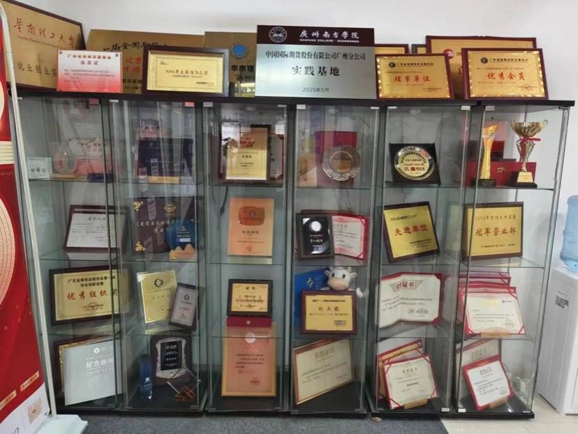 005fcef1be434aceb8eea63f7f02693