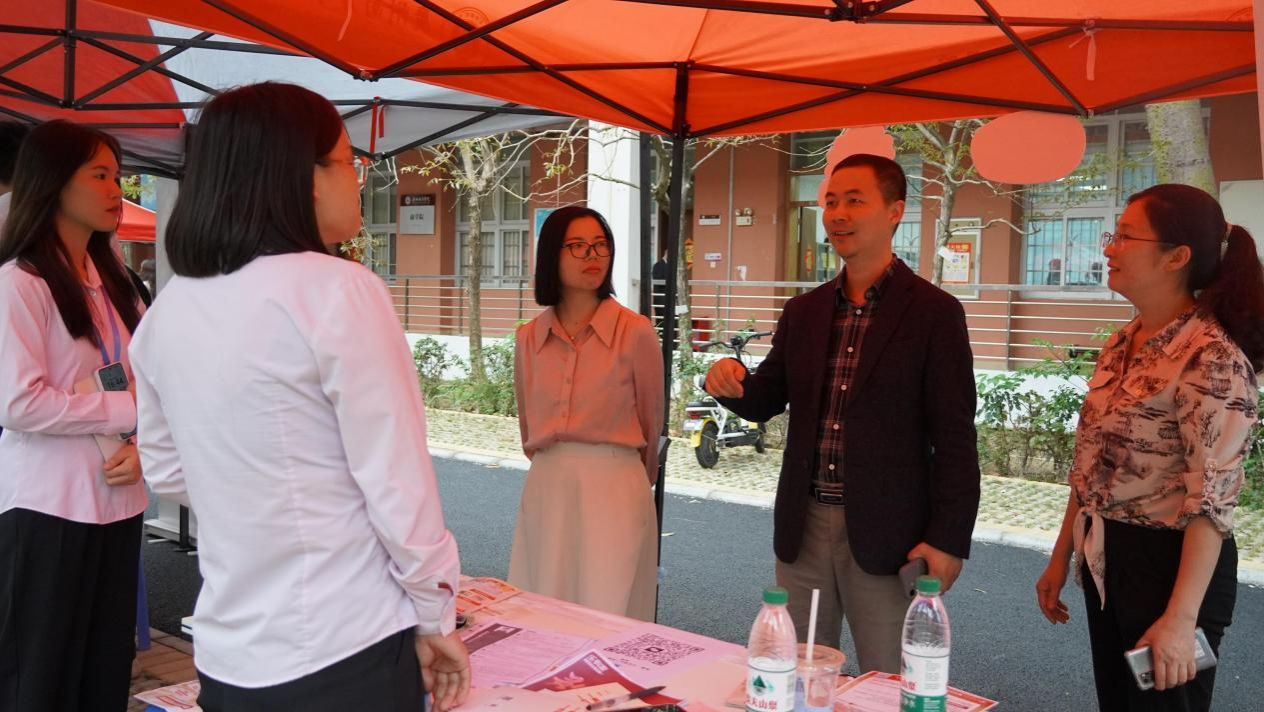 高凯韩露林苏榕