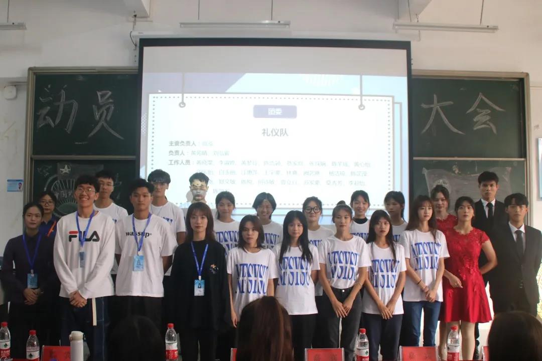 287053f1a4244625bf7a31c65a3aa054.jpg 287053f1a4244625bf7a31c65a3aa054.jpg