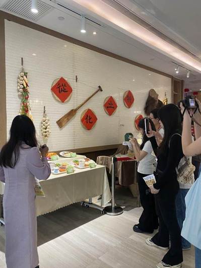 57757f3a3056233cd3e53c38bf4ed3b